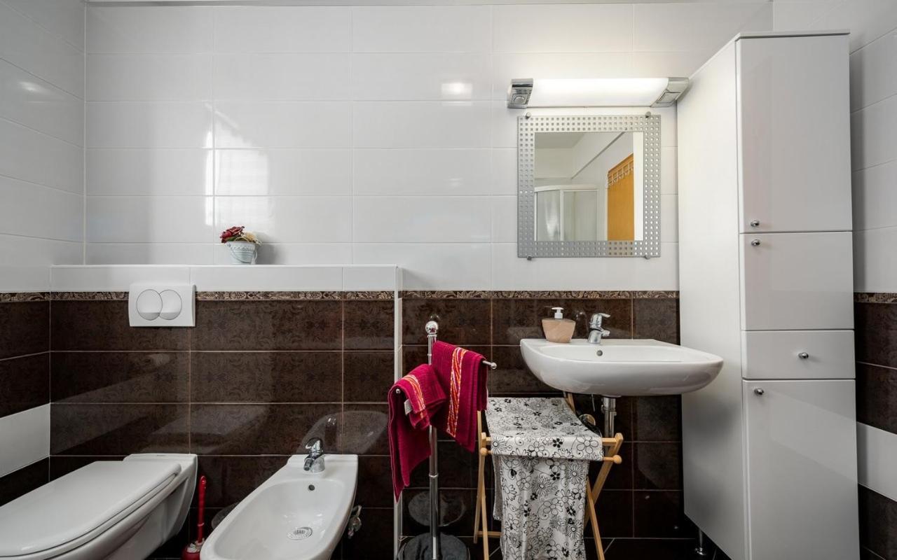 Iva House With Apartment Umag Dış mekan fotoğraf