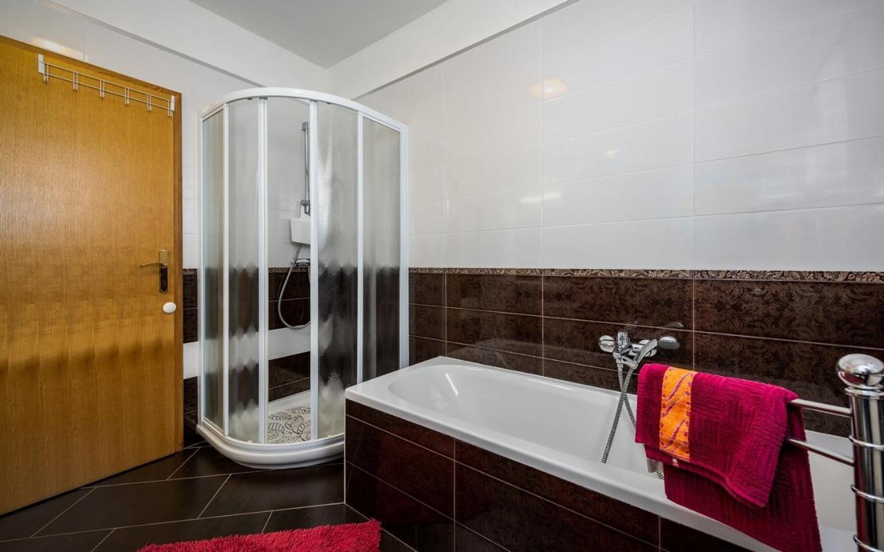 Iva House With Apartment Umag Dış mekan fotoğraf